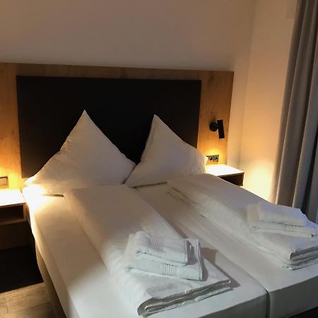 Waldschloessl Hotel Bruckmühl Eksteriør billede