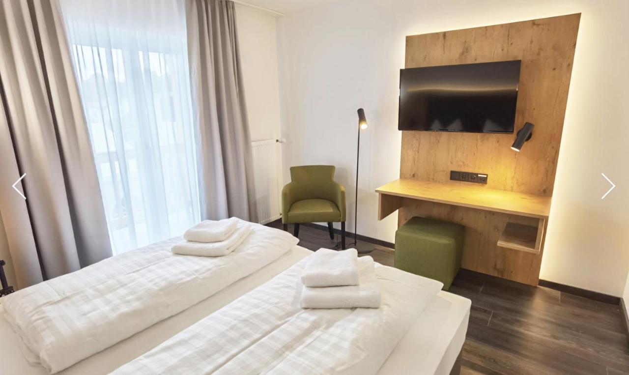 Waldschloessl Hotel Bruckmühl Eksteriør billede