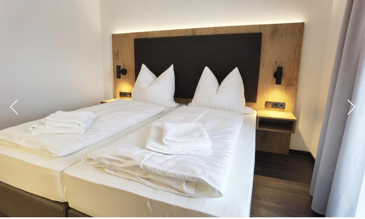 Waldschloessl Hotel Bruckmühl Eksteriør billede